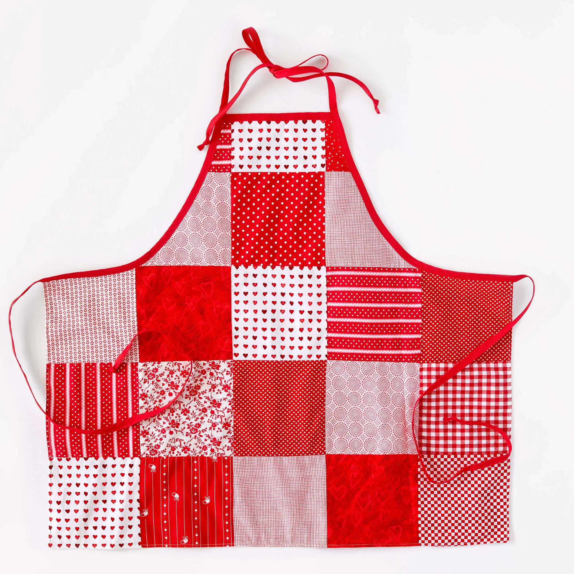 Coats & Clark Sewing Valentine Patchwork Apron