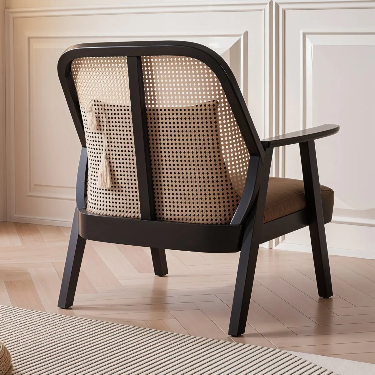 Fulcire Accent Chair