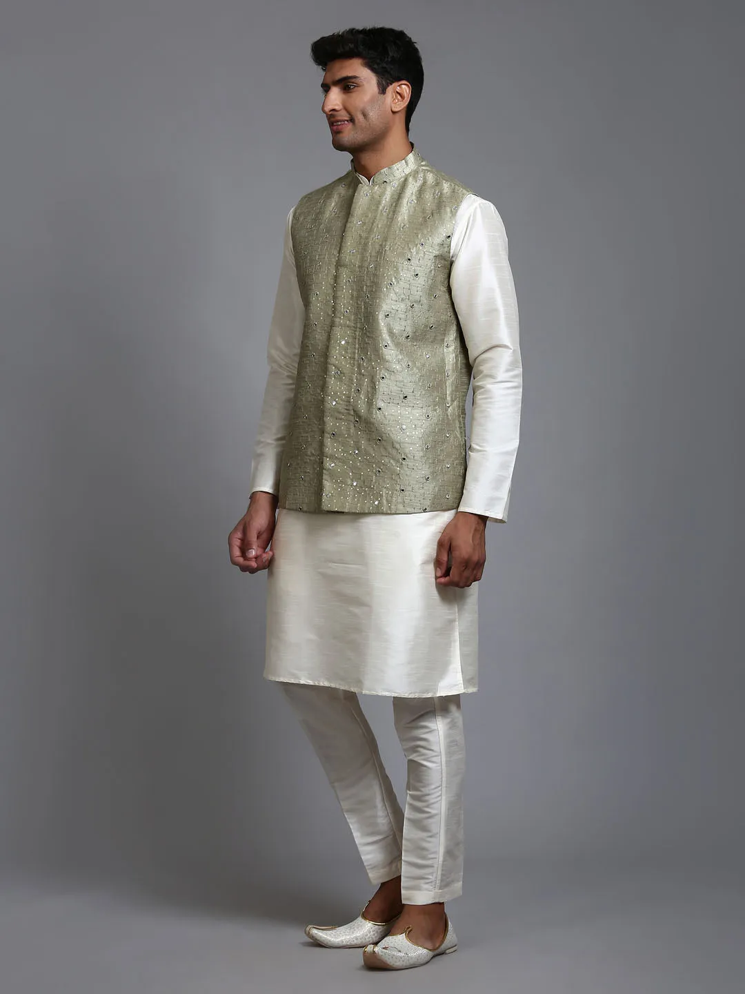 VASTRAMAY Men's Mehndi Green Embellished Jacket Set